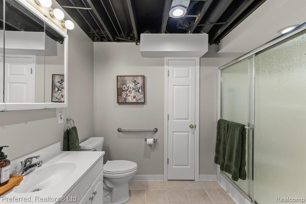 50045 Heron Court, Canton, MI 48187 — Photo 36