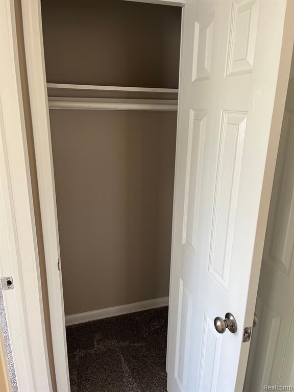 8476 ORCHARD Avenue, Warren, MI 48089 — Photo 16