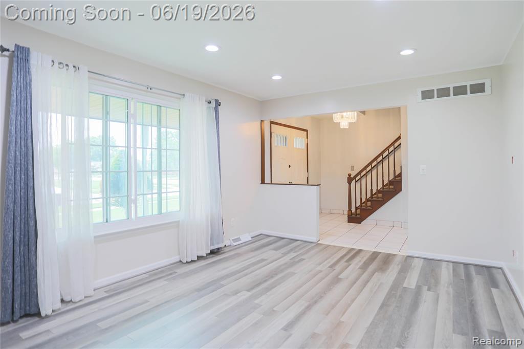 4788 Bloomfield Drive, Sterling Heights, MI 48310 — Photo 8
