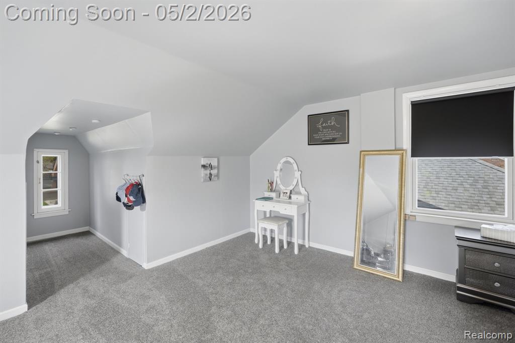1857 Roslyn Road, Grosse Pointe Woods, MI 48236 — Photo 21