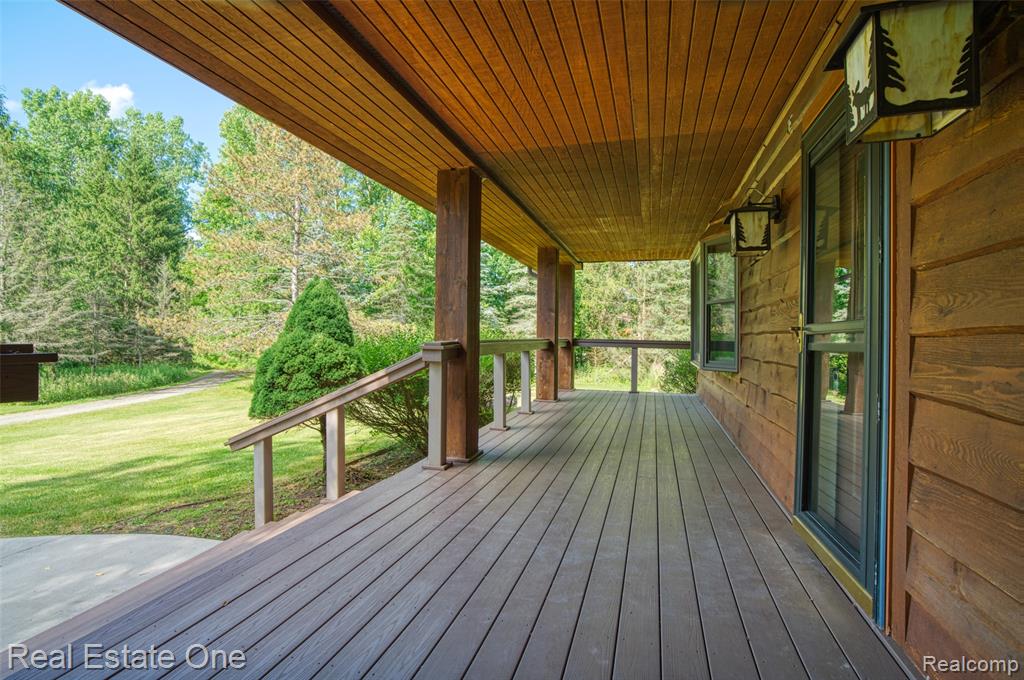 15060 Van Syckle Court, Gregory, MI 48137 — Photo 11