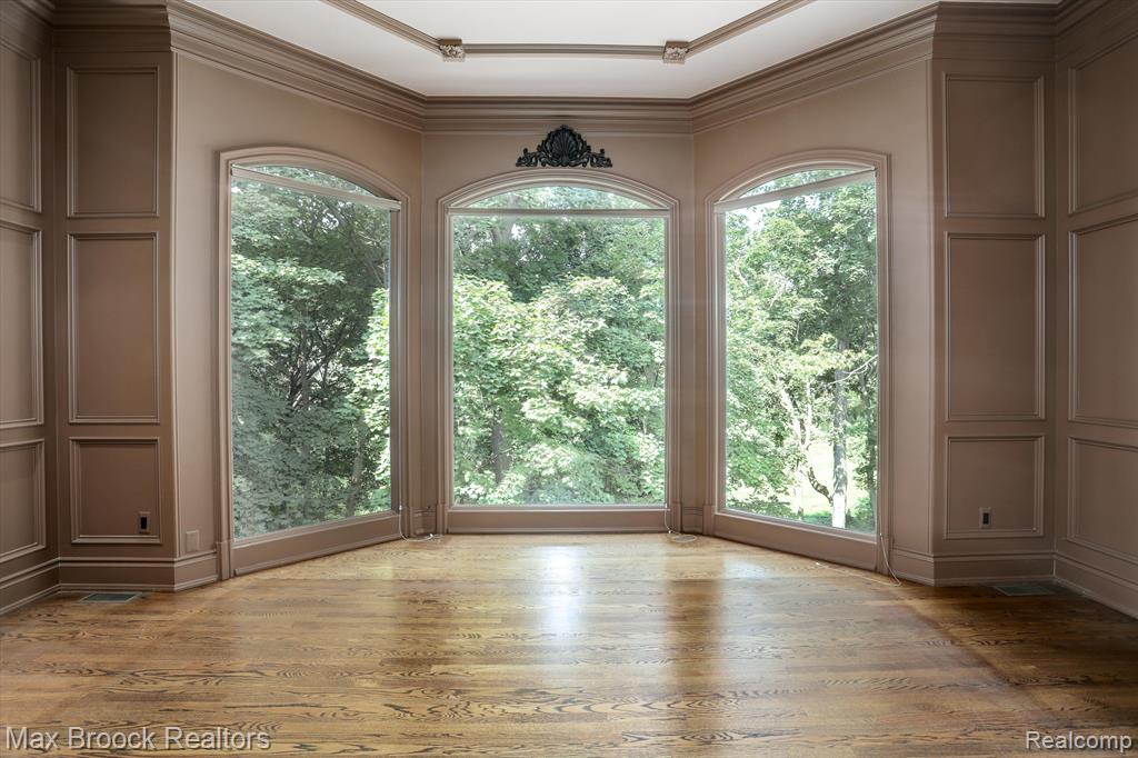 4366 KAREN Lane, Bloomfield Hills, MI 48302 — Photo 35