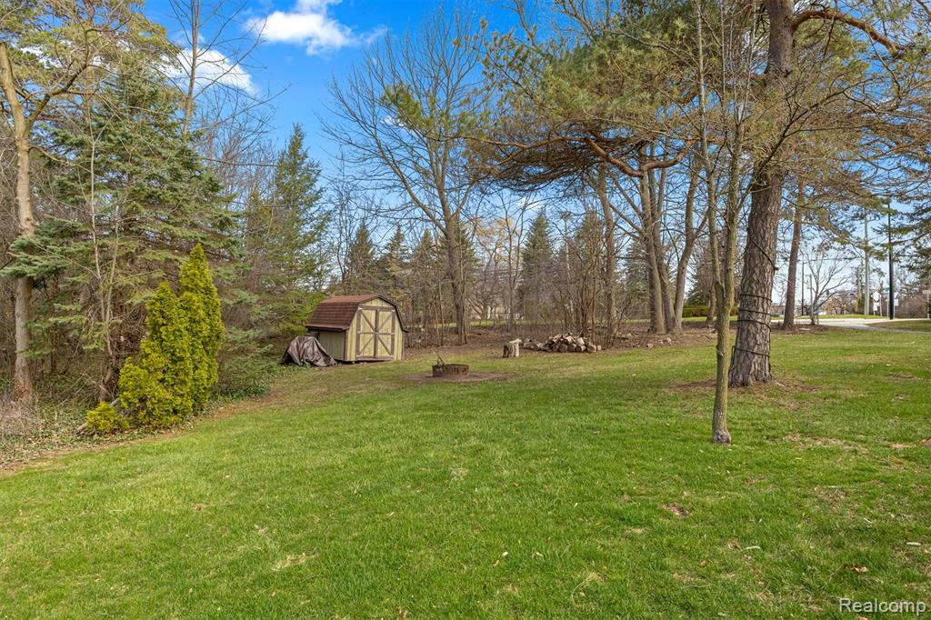 45401 W 9 Mile Road, Novi, MI — Photo 50