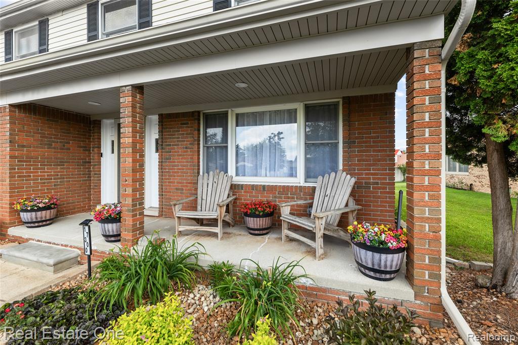 17300 Timothy Drive, Southgate, MI 48195 — Photo 5