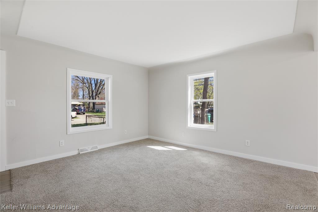 33451 Brown Street, Garden City, MI — Photo 8