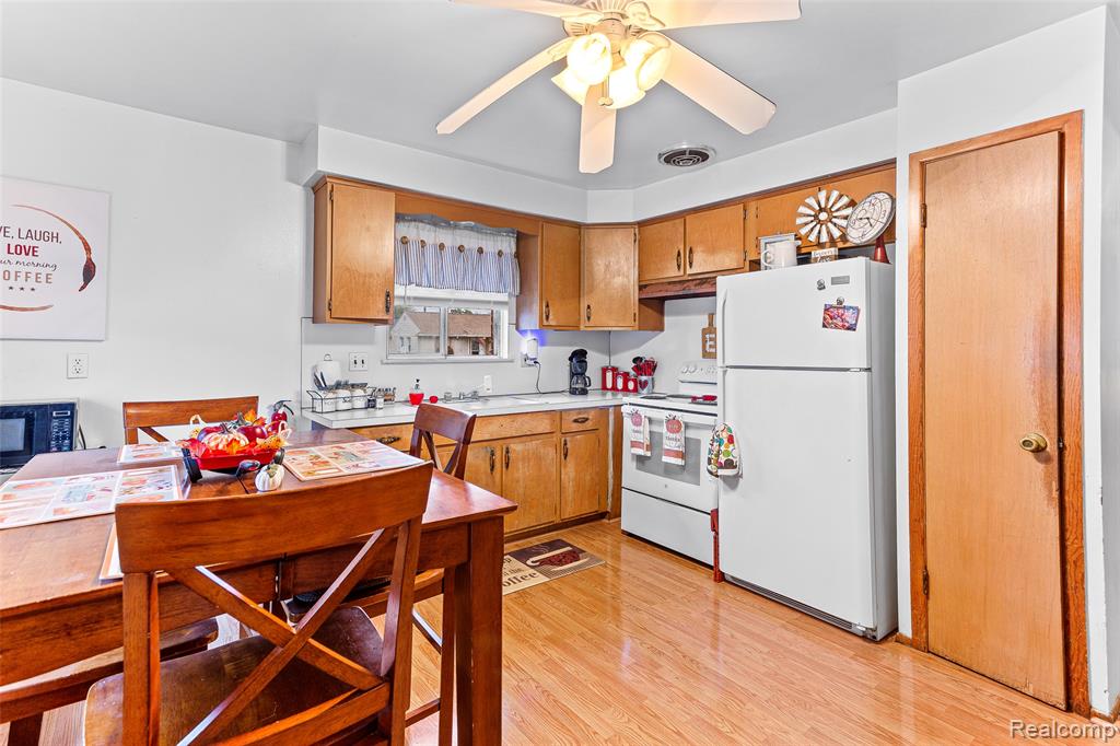 1339 New York Avenue, Lincoln Park, MI 48146 — Photo 13