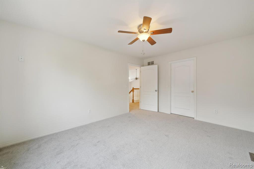 55712 LANCEWOOD Drive, Shelby Twp, MI 48316 — Photo 41