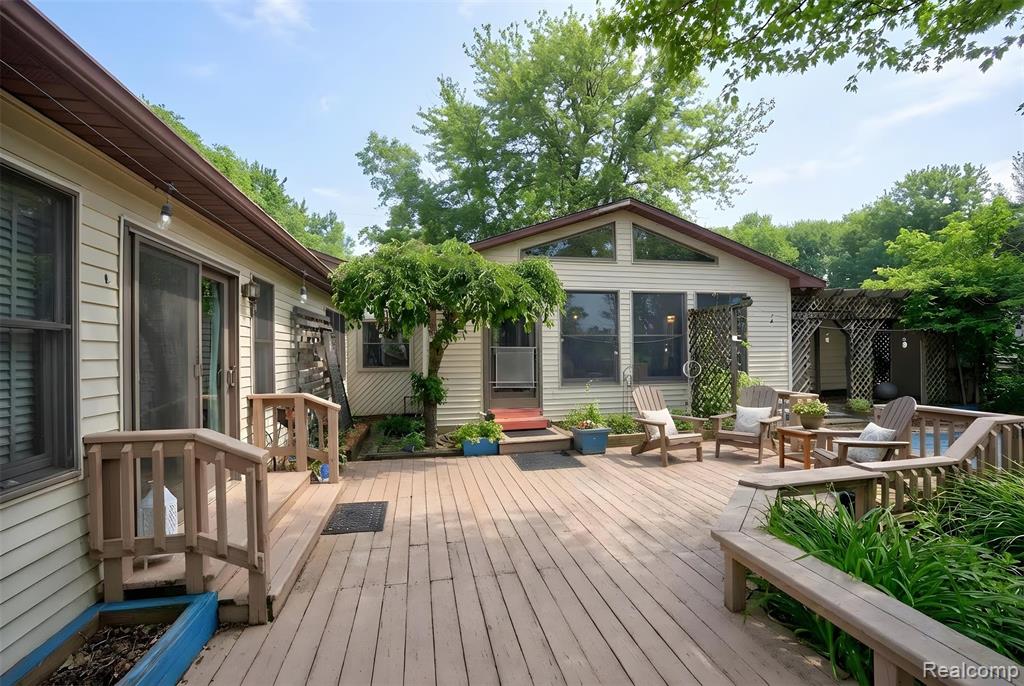 6076 E Carpenter Road, Flint, MI 48506 — Photo 3