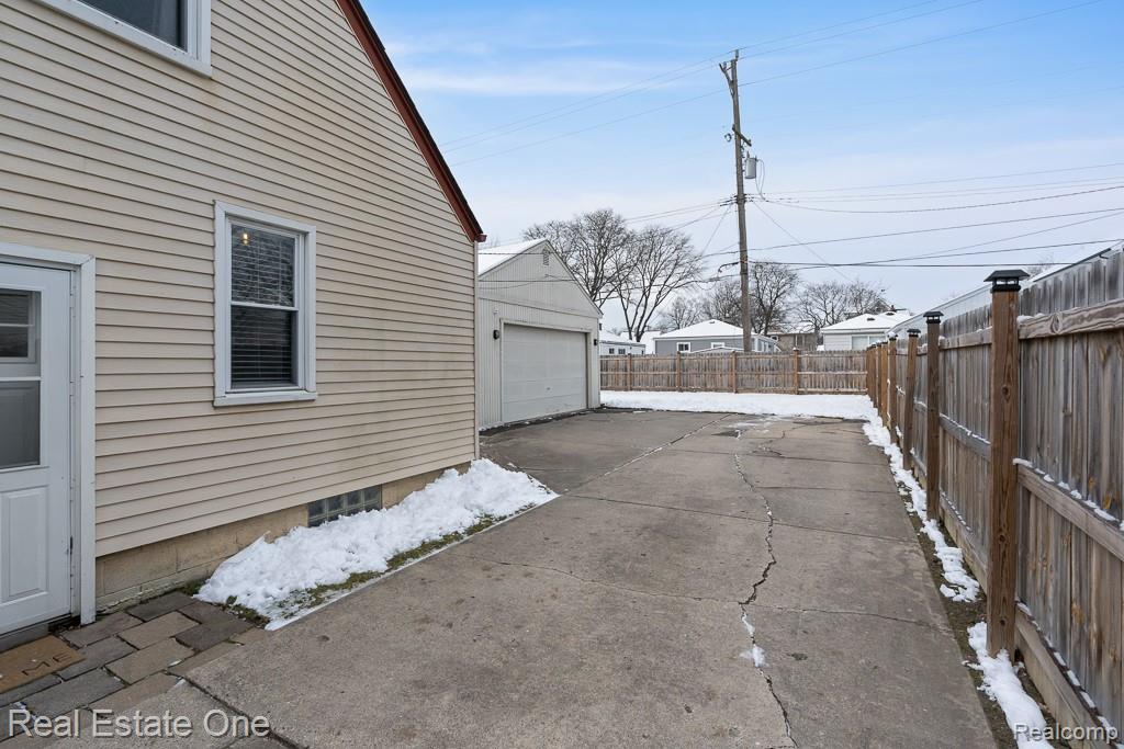 4093 Tyler Avenue, Berkley, MI 48072 — Photo 20