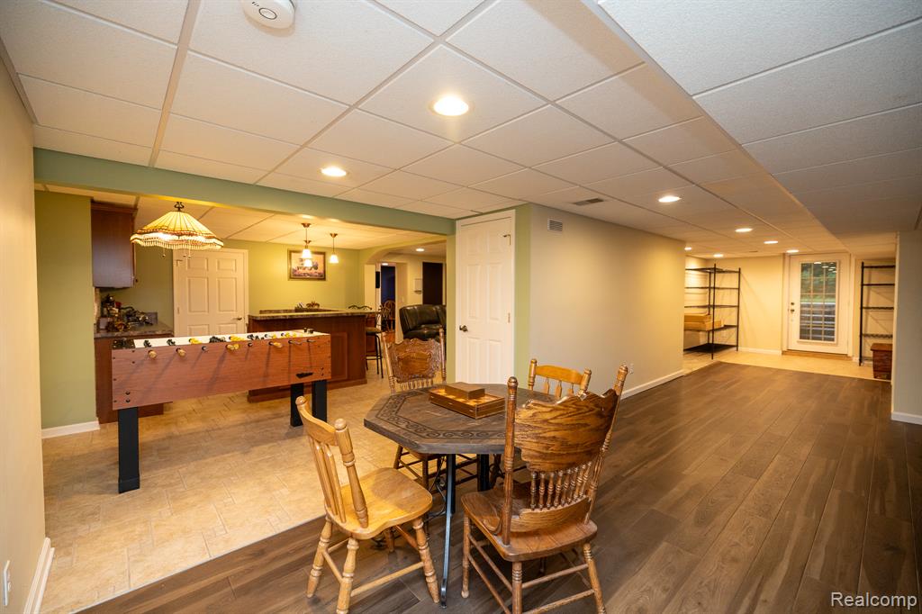 7185 Elderwood Circle, Clarkston, MI — Photo 35