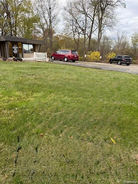 610 E Grand Blanc Road, Grand Blanc, MI 48439 — Photo 3