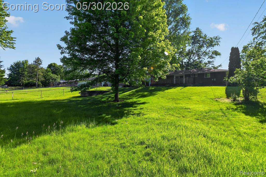721 Robbinann Drive, Waterford, MI 48328 — Photo 42