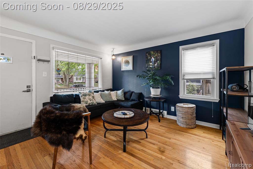 712 S Minerva Avenue, Royal Oak, MI 48067 — Photo 5