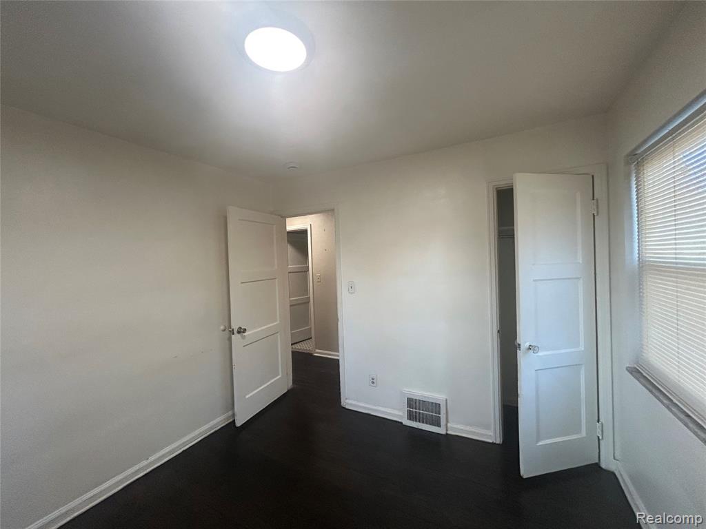 18000 Pinehurst Street, Detroit, MI 48221 — Photo 15