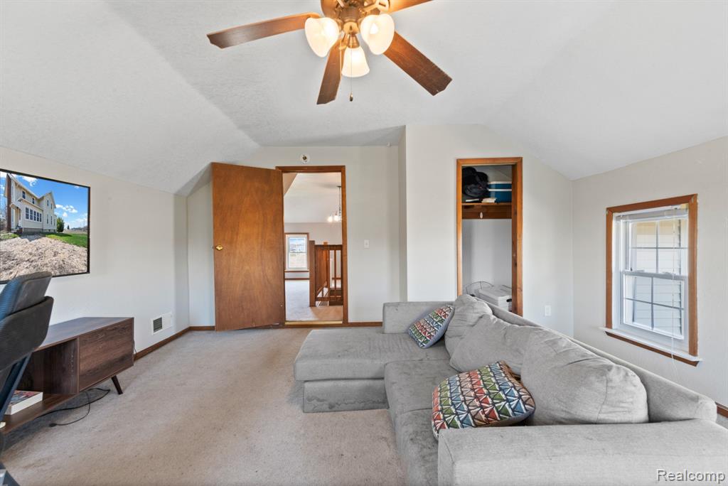 9269 Dixon Road, Monroe, MI 48161 — Photo 15