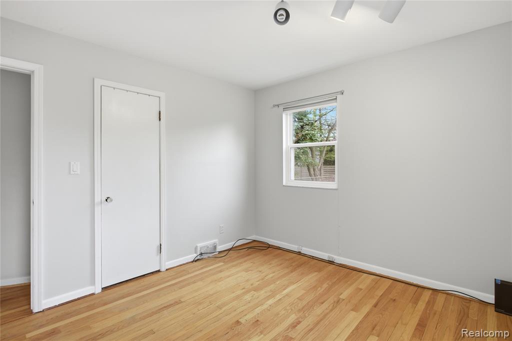 10404 Hart Avenue, Huntington Woods, MI — Photo 38