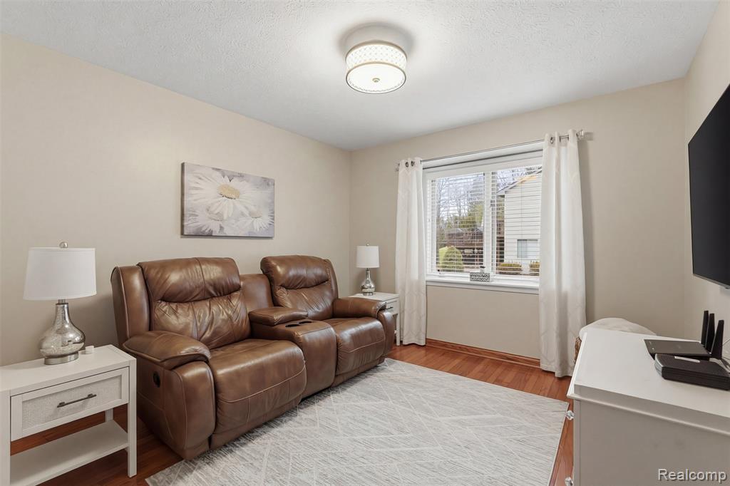 7288 Foxgate Drive, Brighton, MI 48116 — Photo 19