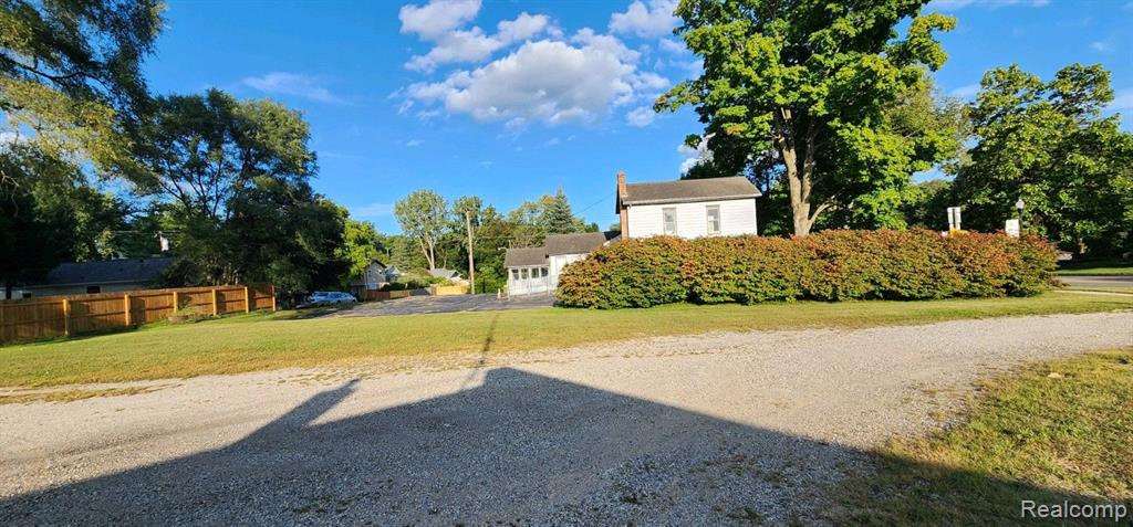 545 E MAIN Street, Pinckney, MI 48169 — Photo 15