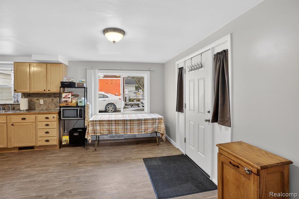 3066 Schaefer Street, Saginaw, MI 48604 — Photo 10