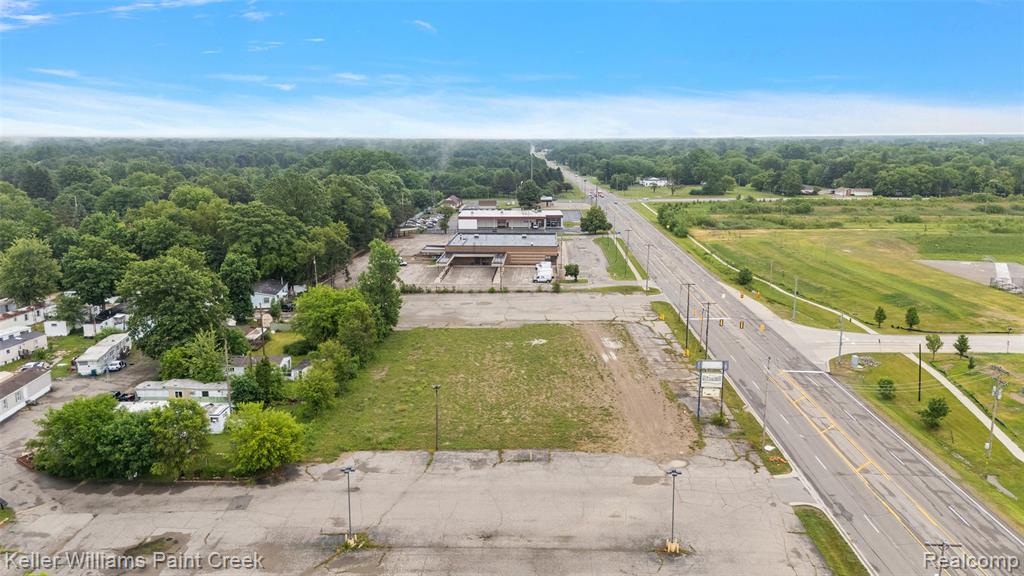 4403 Davison Road, Burton, MI 48509 — Photo 17