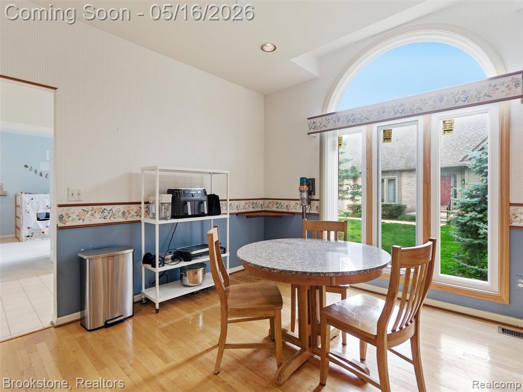 47318 Cider Mill Drive, Novi, MI — Photo 15