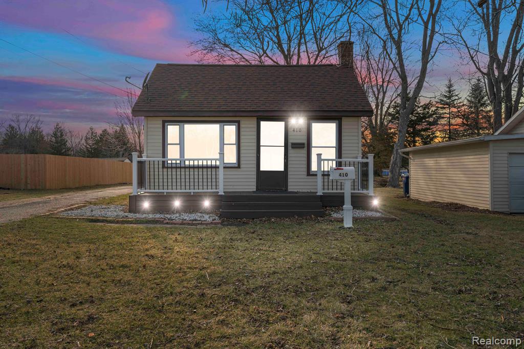 410 S Woodworth Street, Corunna, MI 48817 — Photo 3