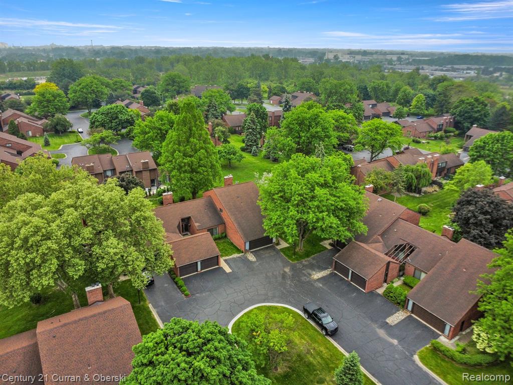 18 Blair Lane, Unit 26, Dearborn, MI 48120 — Photo 36