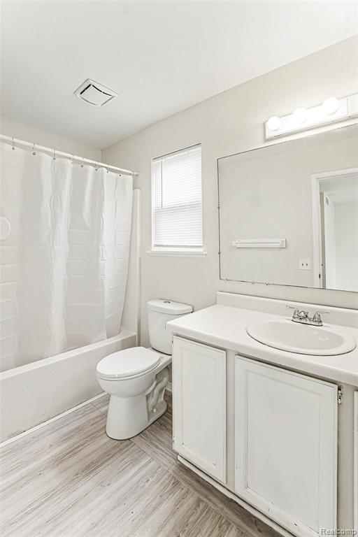 4228 Thom Street, Burton, MI 48509 — Photo 12
