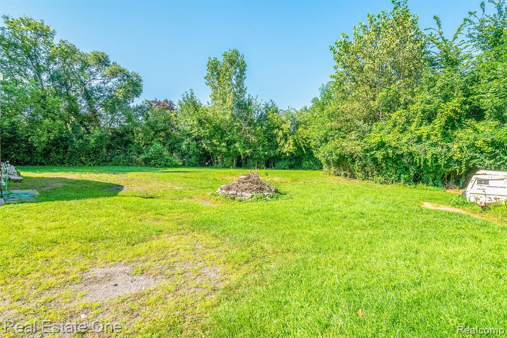 42759 CHERRY HILL Road, Canton, MI 48188 — Photo 18