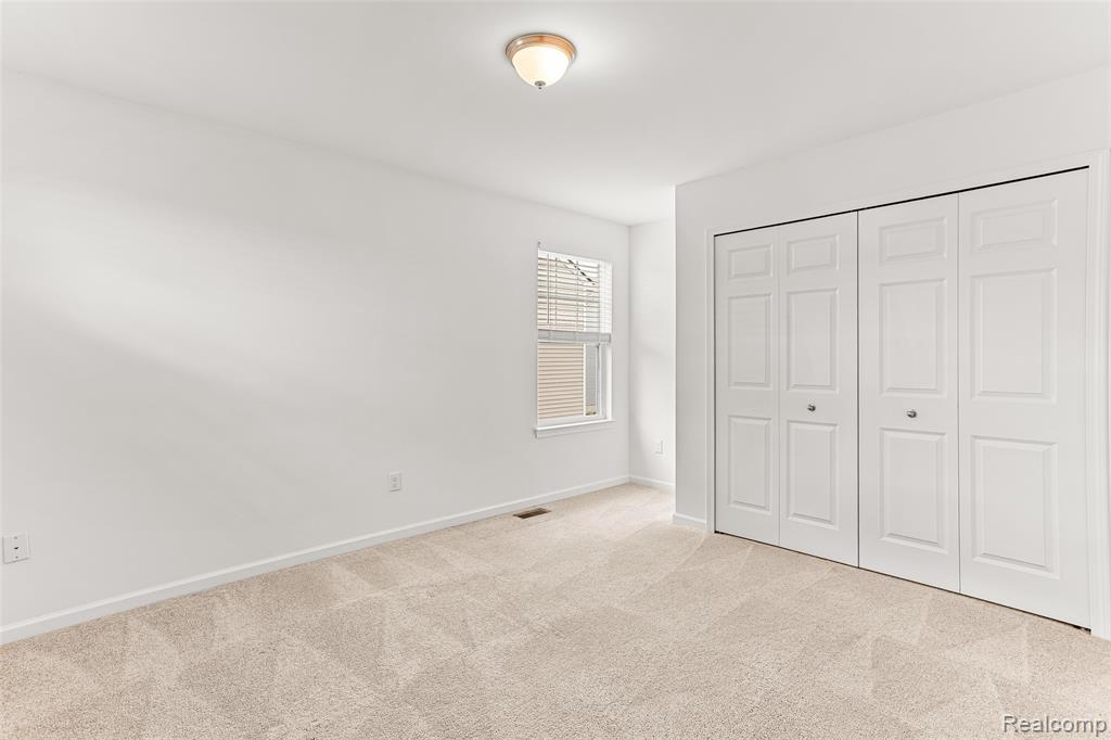 286 SPRINGVIEW Street, Ann Arbor, MI 48103 — Photo 33