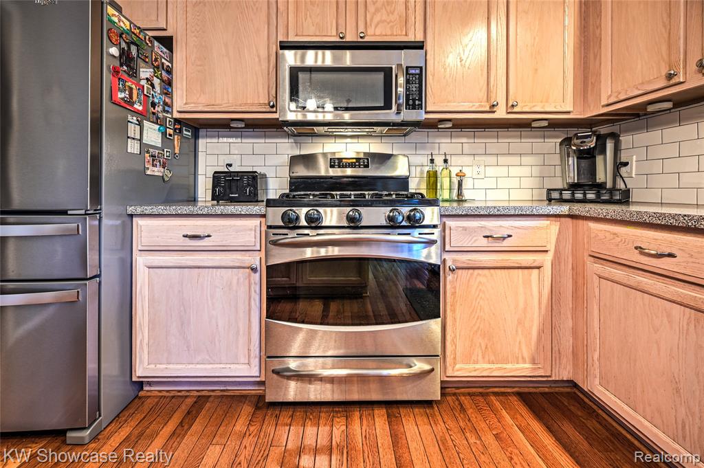 791 Deer Path Trail, Waterford, MI 48327 — Photo 19