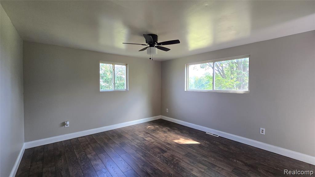 1695 Stoddard Road, Columbus, MI — Photo 19