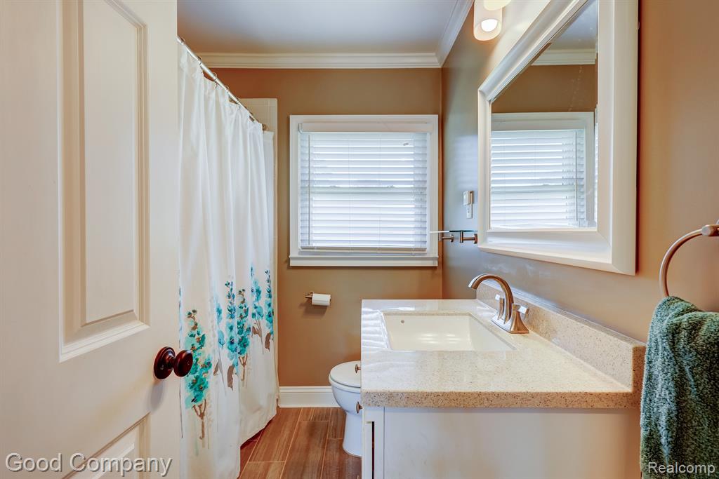 703 E BLOOMFIELD Avenue, Royal Oak, MI 48073 — Photo 21