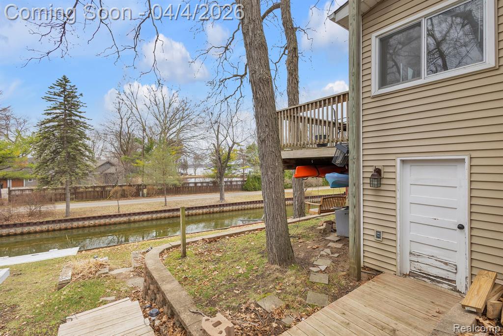 9473 Huron, Pinckney, MI 48169 — Photo 29