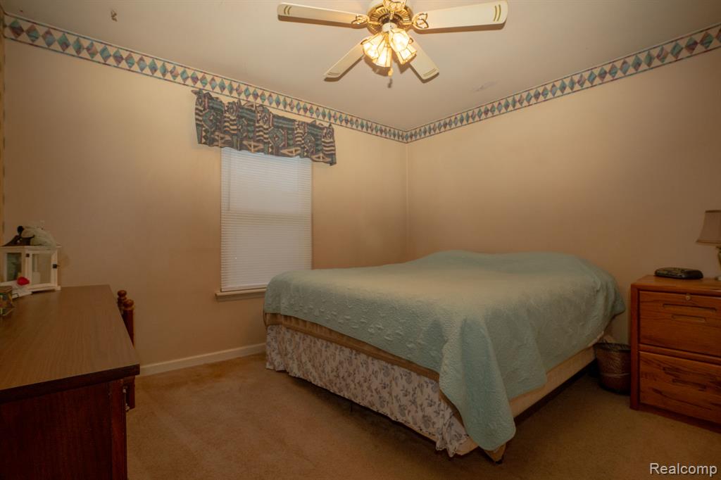 41381 Clayton Street, Clinton Twp, MI 48038 — Photo 15