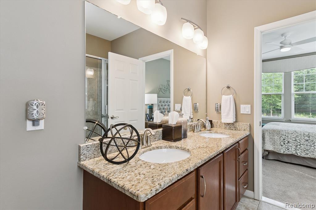 49276 Garden Lane, Canton, MI 48188 — Photo 26