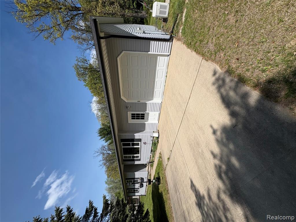8105 Artesia Beach, St. Helen, MI 48656 — front exterior
