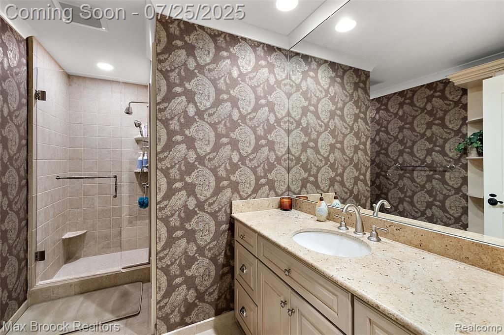 72 Lone Pine Road, Bloomfield Hills, MI 48304 — Photo 49