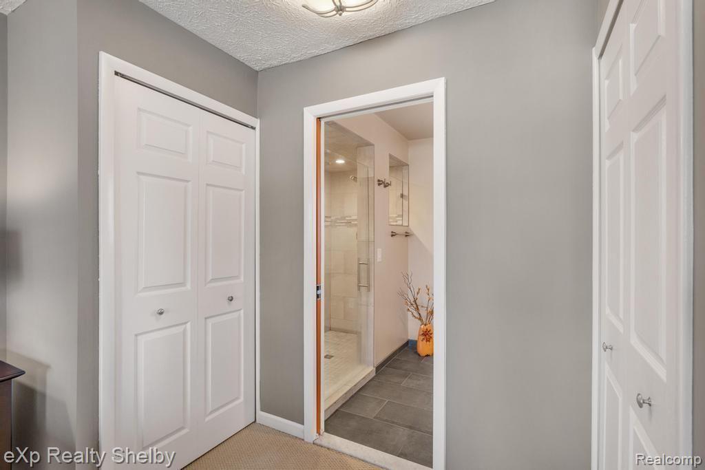 691 BARCLAY Drive, Troy, MI 48085 — Photo 30