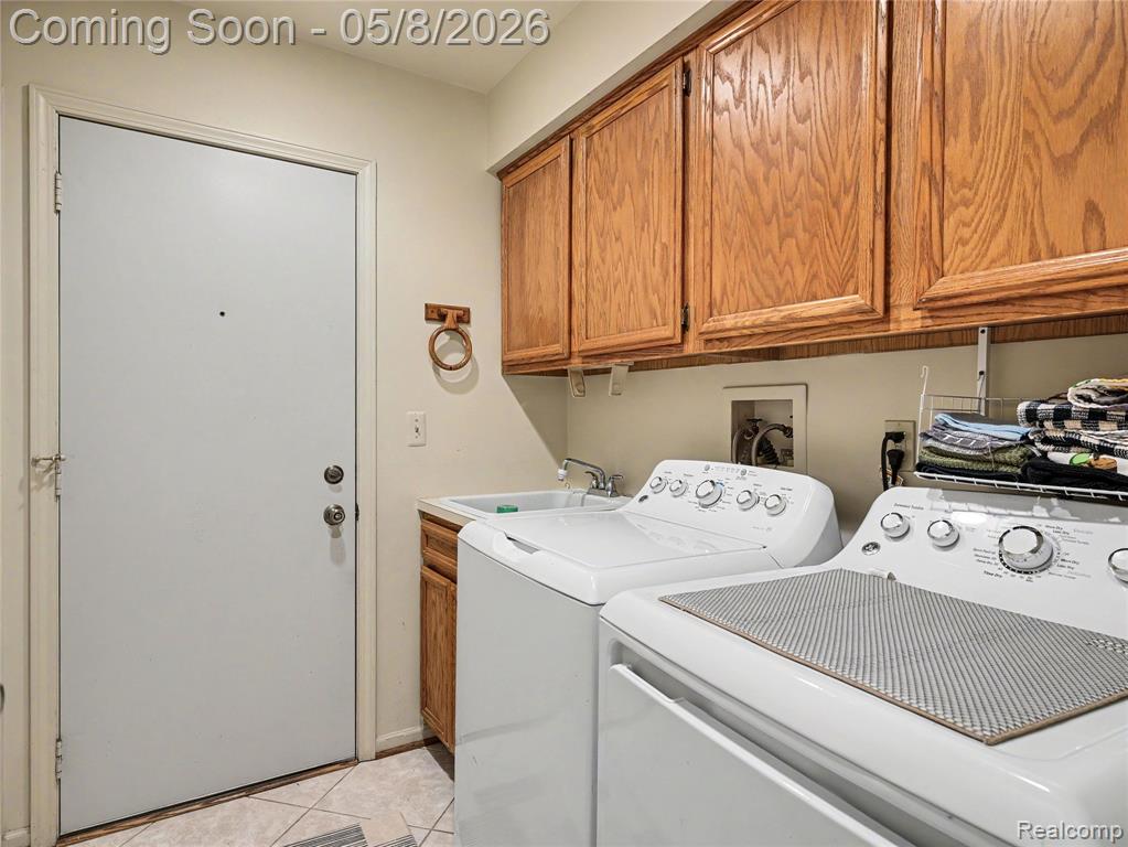 15596 Huntcliff Drive, 40, Macomb, MI 48044 — Photo 17