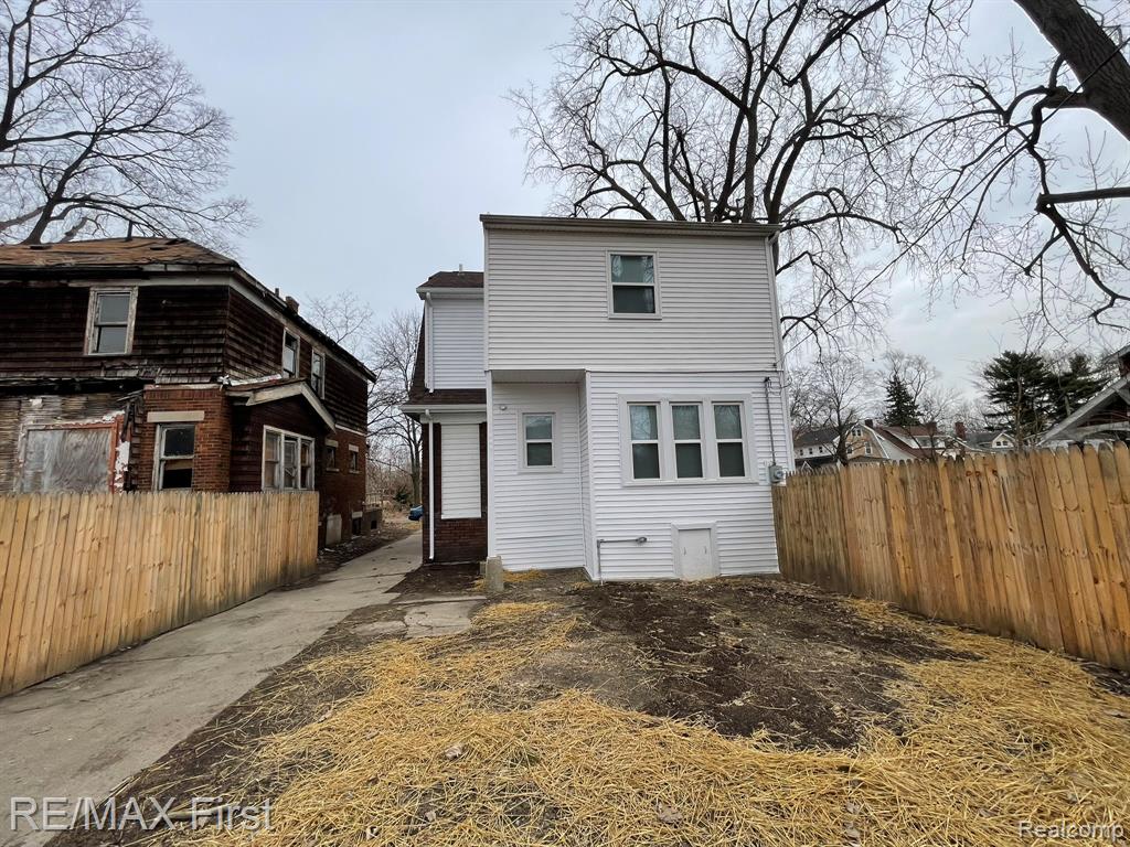 491 MARLBOROUGH Street, Detroit, MI 48215 — Photo 17
