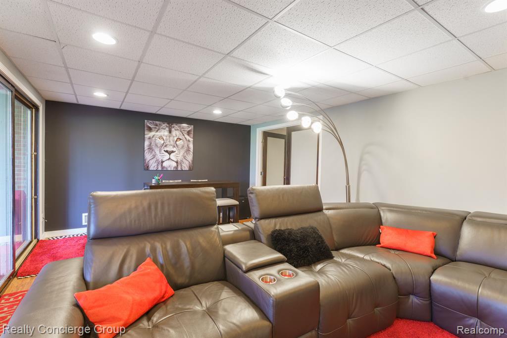 4526 GOLF VIEW Drive, Brighton, MI 48116 — Photo 30