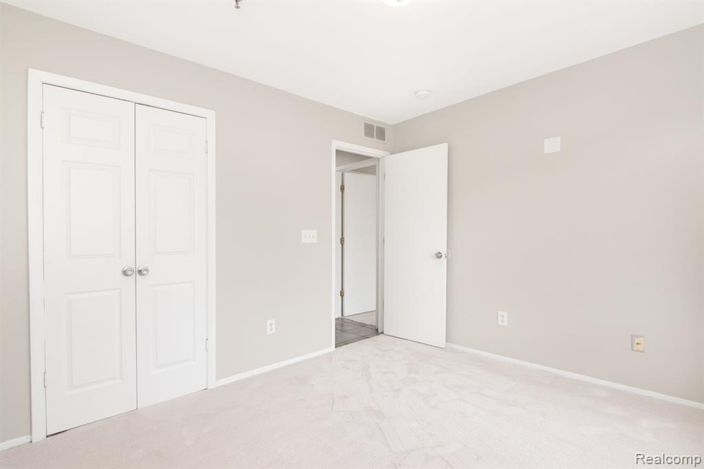 23250 POPLAR Drive, Southfield, MI 48075 — Photo 28