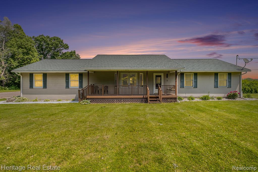 4864 Holmes Road, Goodrich Vlg, MI — Photo 2
