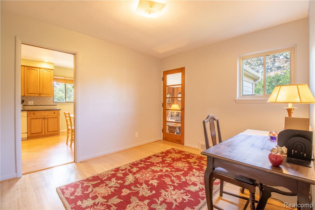 17058 W 13 Mile Road, Beverly Hills, MI 48025 — Photo 17