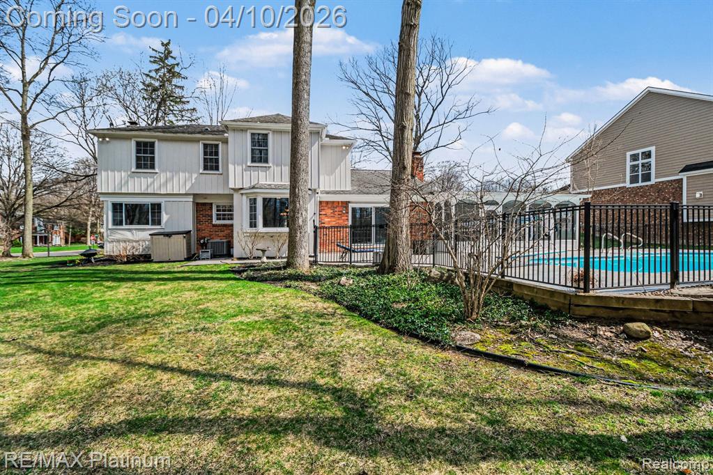 28861 Forest Ridge Drive, Farmington, MI 48331 — Photo 33