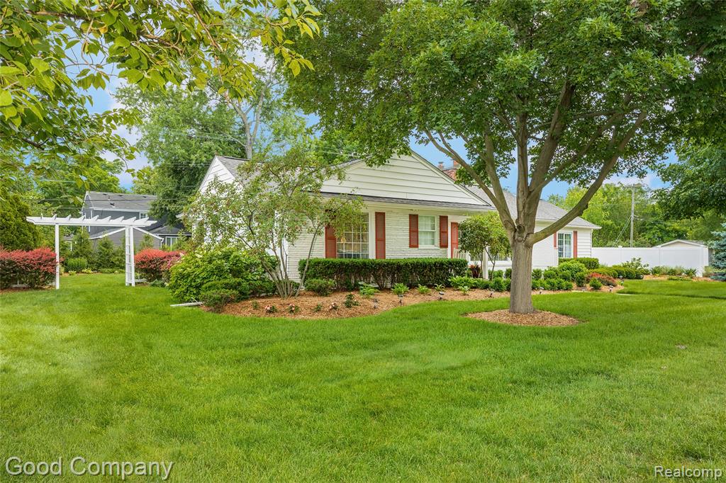 32291 Verona Circle, Beverly Hills, MI 48025 — Photo 64