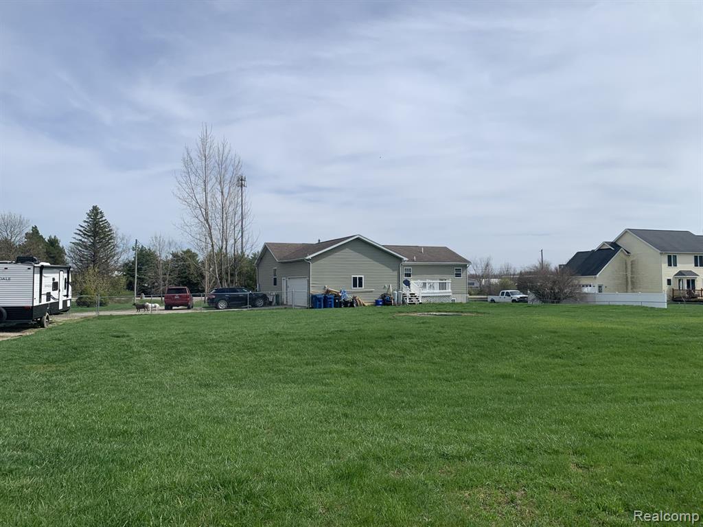 3056 W Cook Road, Grand Blanc, MI 48439 — Photo 10