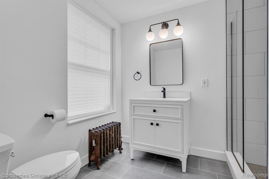 610 Chicago Boulevard, Detroit, MI 48202 — Photo 54