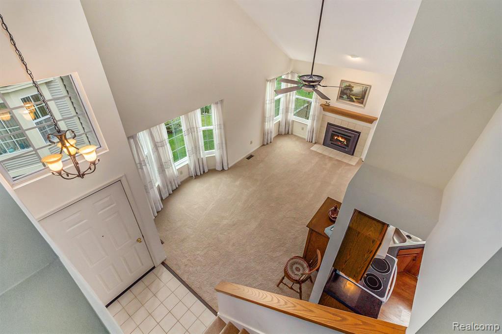 715 WHISPERWOOD Trail, Fenton, MI 48430 — Photo 10